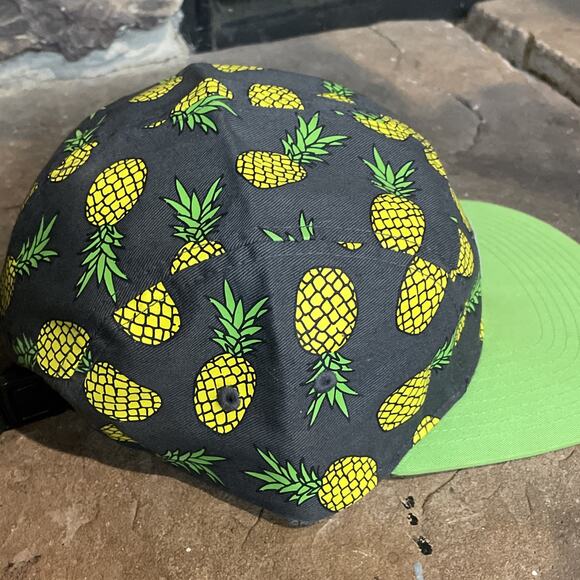 Duvin Design Company Hat Short Billed, Pineapple Designs With Green Bill - Picture 3 of 8